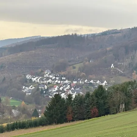 Hirschblick Bontkirchen * Brilon